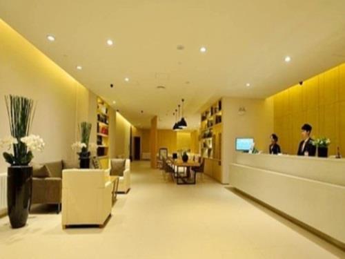 Ji Hotel Wuhan Guanggu Software Park Branch Екстер'єр фото